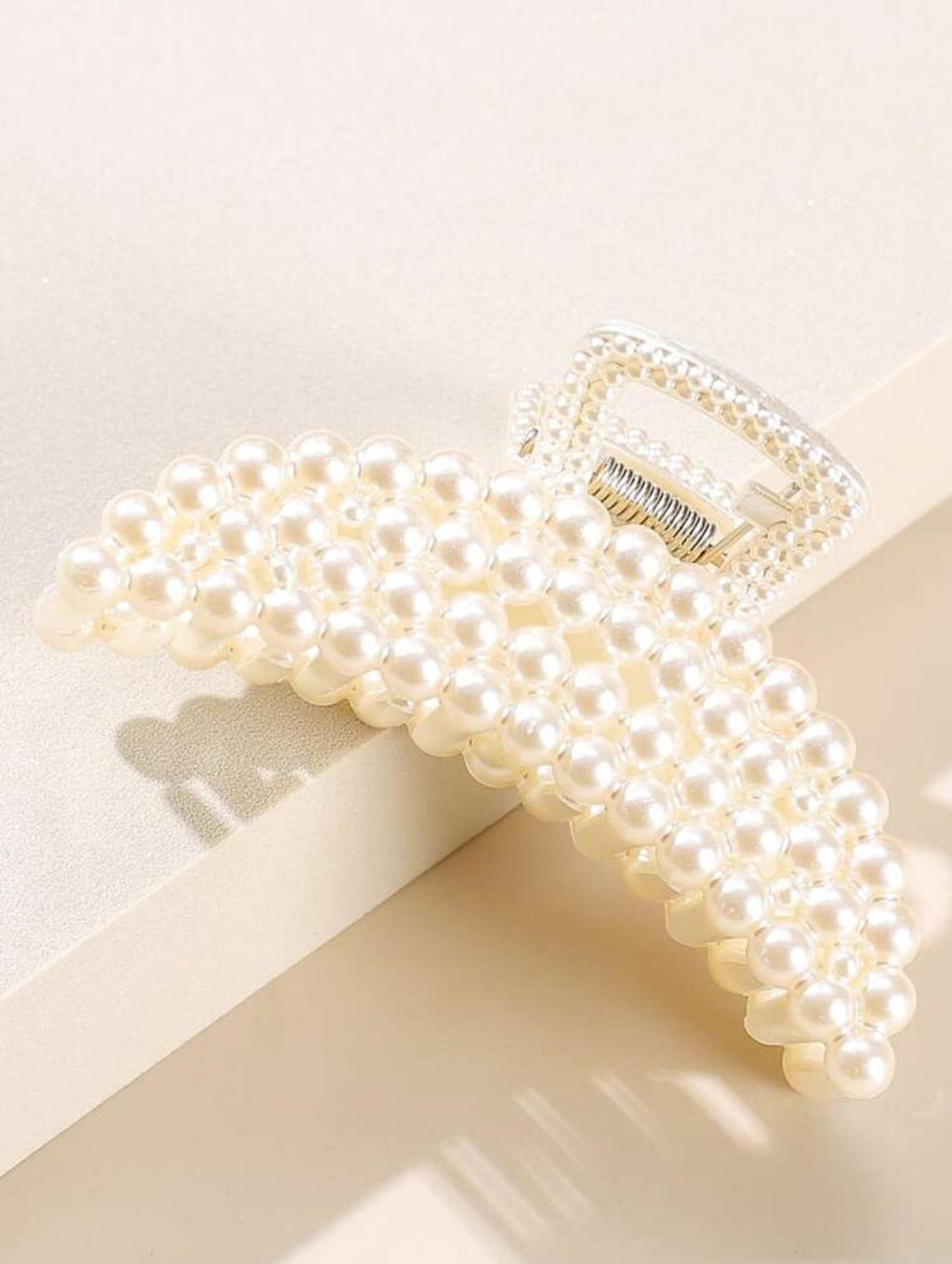 Pearl Clip In
